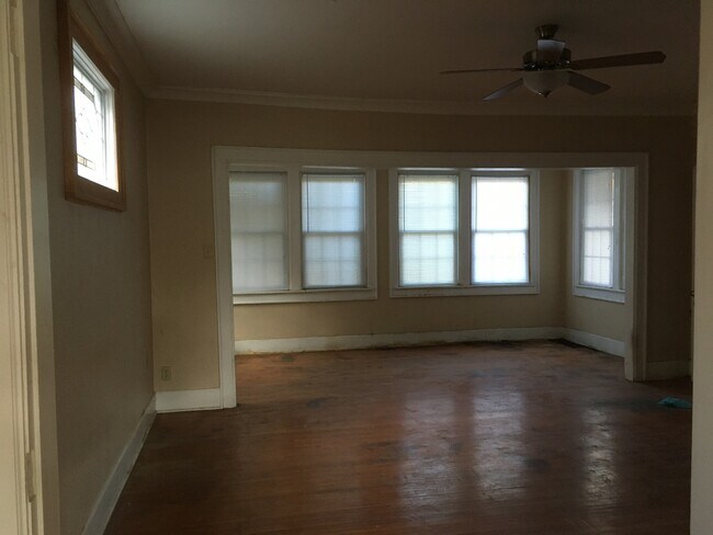 Building Photo - 4104 N College Ave