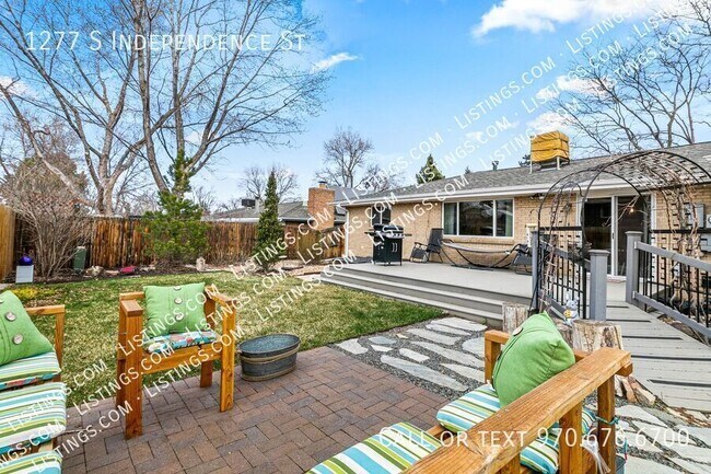 Building Photo - 1277 S Independence St