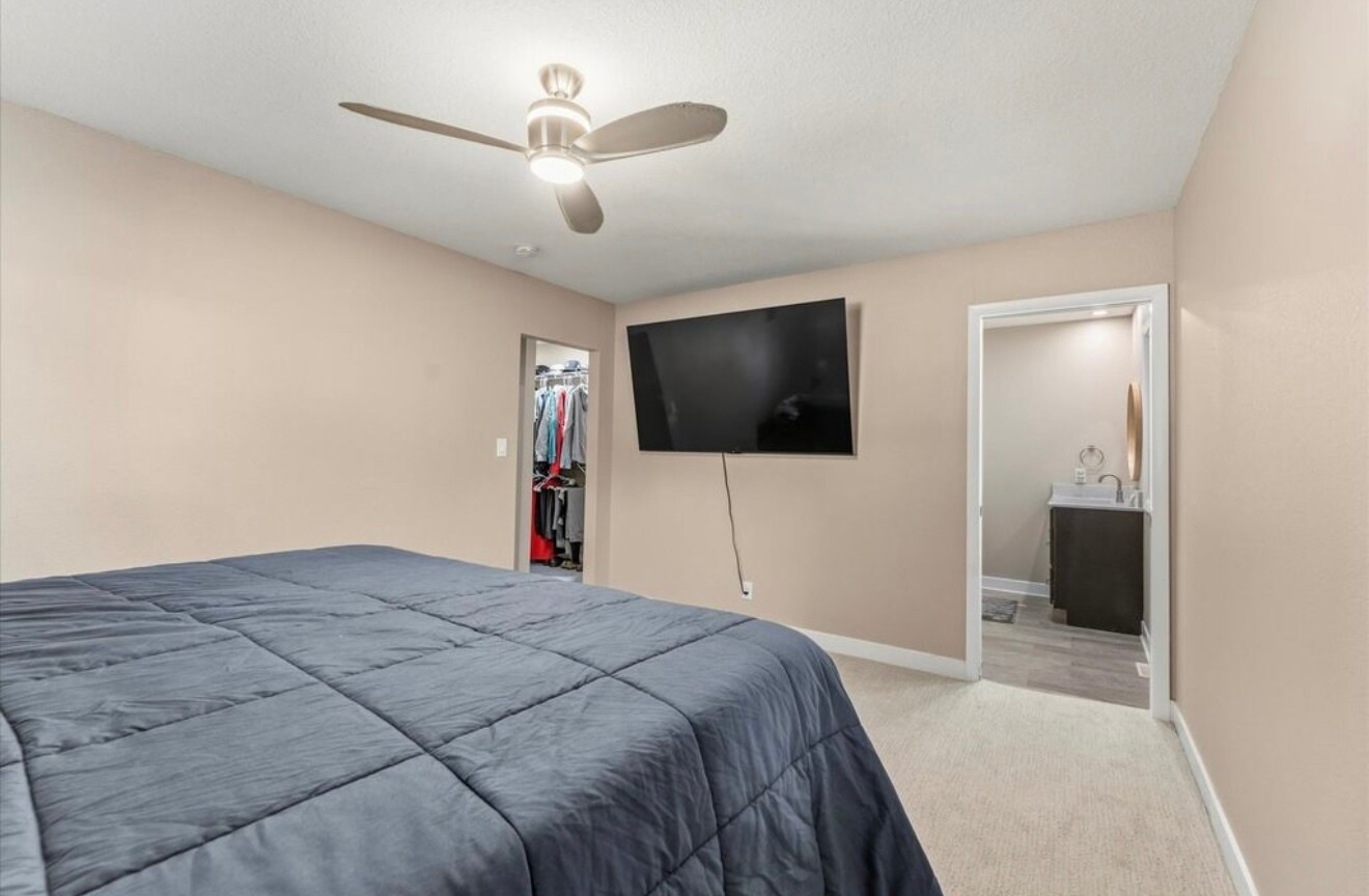 Building Photo - 408 Weathering Dr