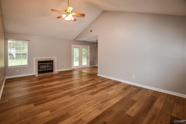 Building Photo - 108 Portal Ln