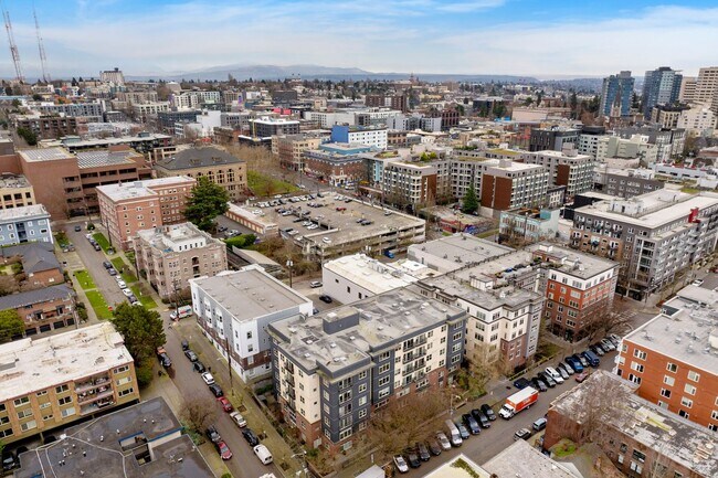 Building Photo - Top-Floor Studio with Stunning Views in Capitol Hill