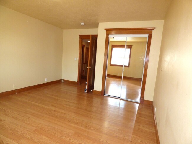 Building Photo - 4465 Countryside Ct NE