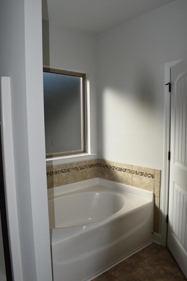 Building Photo - 119 Oliver Hardy Ct