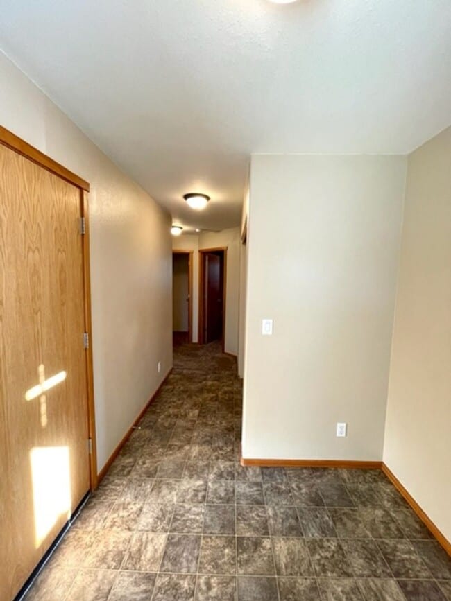 Building Photo - 61385 Sally Ln