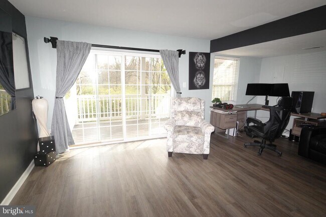 Building Photo - 510 Boxwood Ln