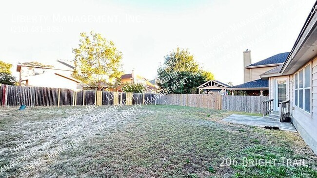 Building Photo - 206 Bright Trail