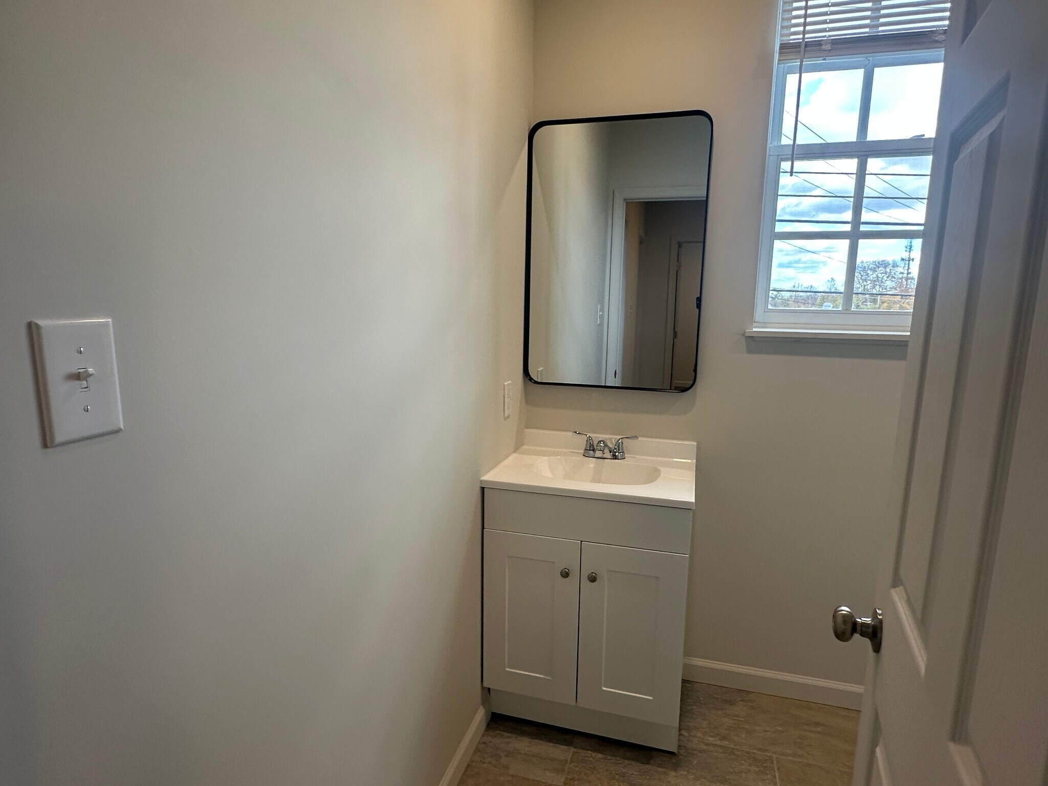 Building Photo - 1326 Morton Ave