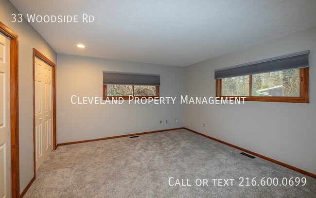 Building Photo - 33 Woodside Rd