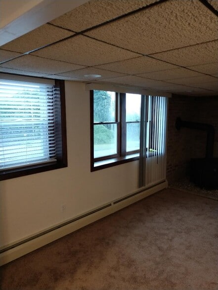 Building Photo - 213 Dwelly St