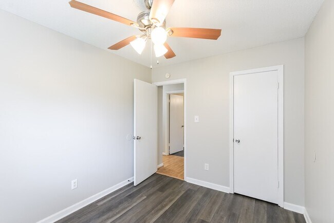 Building Photo - 3 Bedroom Augusta Gem!