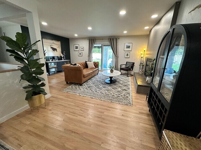 Building Photo - Beautiful 5 Bedroom Ranch in Virginia Vale