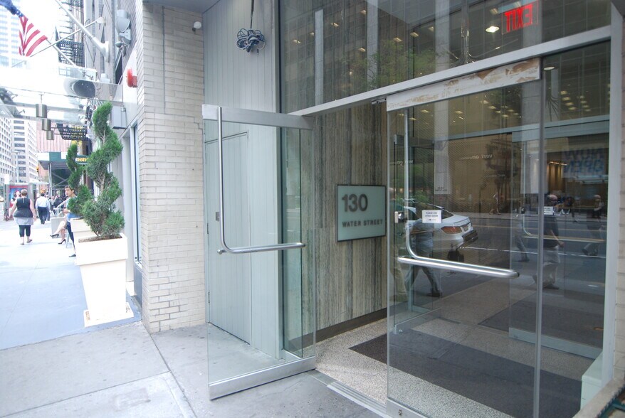 Building Photo - 130 Water St
