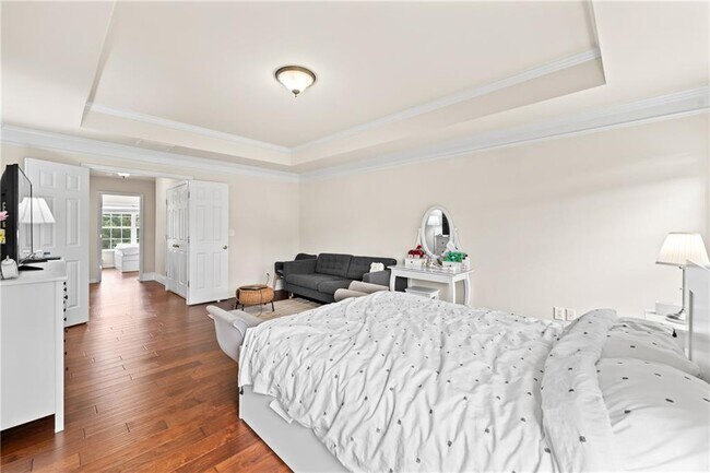 Building Photo - 11200 Brunson Dr