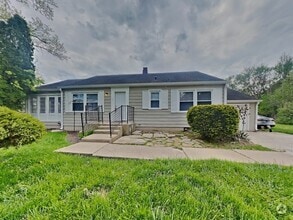 Building Photo - 1601 W Northgate St
