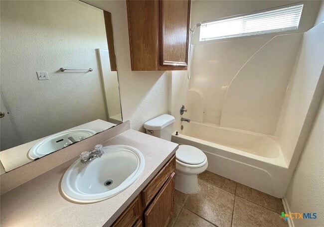 Building Photo - 3404 Zephyr Rd