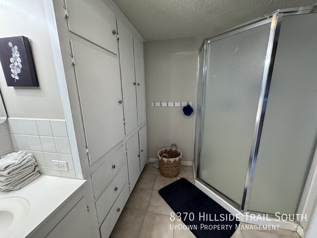 Building Photo - 8370 Hillside Trail S