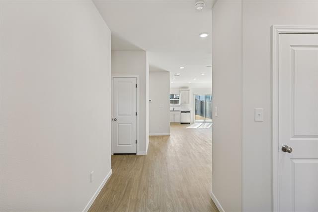 Building Photo - 1803 Boxwood Dr