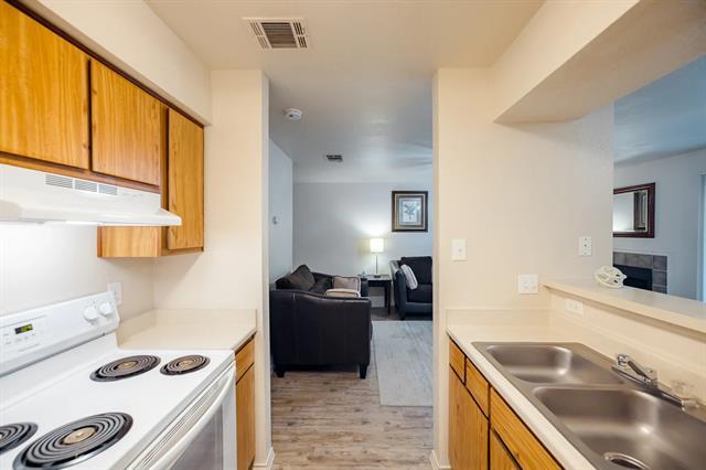 Building Photo - 10401 N Lamar Blvd