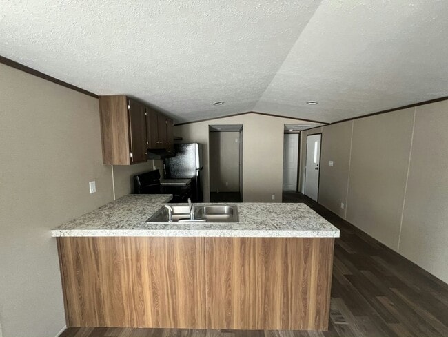 Building Photo - 48 Tower Manor Dr