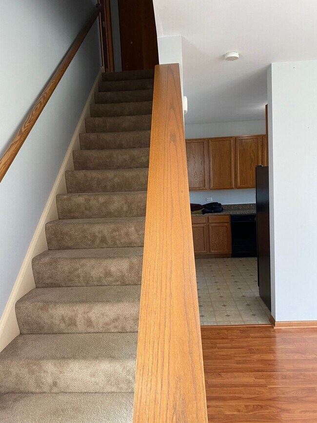 Building Photo - 4925 Montauk Dr
