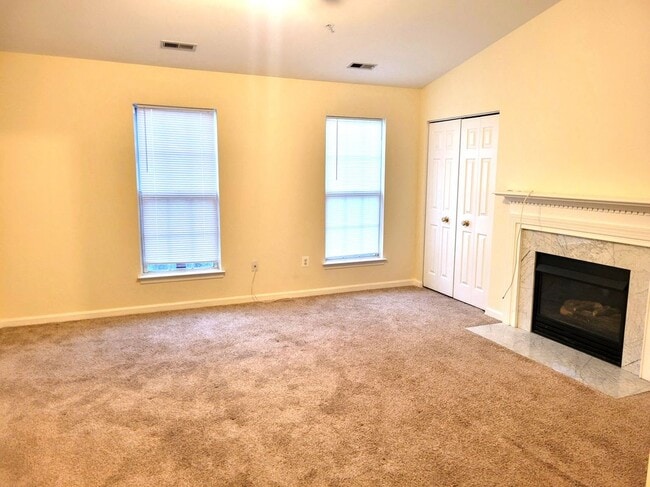 Building Photo - 602 Leprechaun Ln