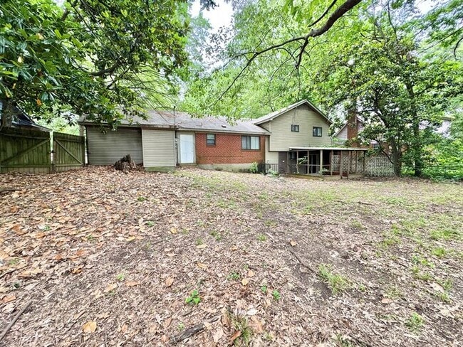 Building Photo - 1898 Goodhaven Dr