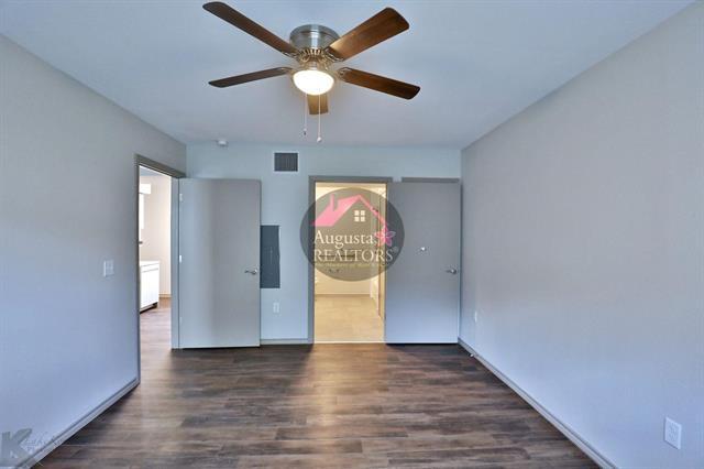 Building Photo - 2800 Sayles Blvd