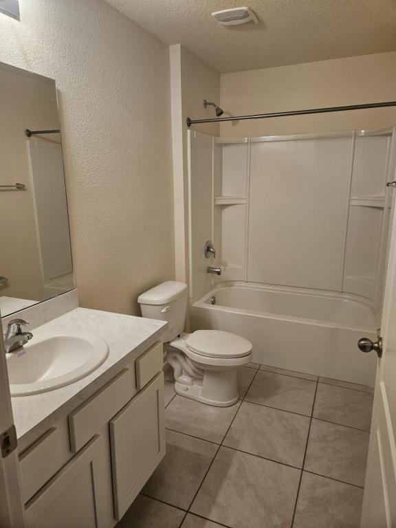 Building Photo - 75020 Trestle Ct