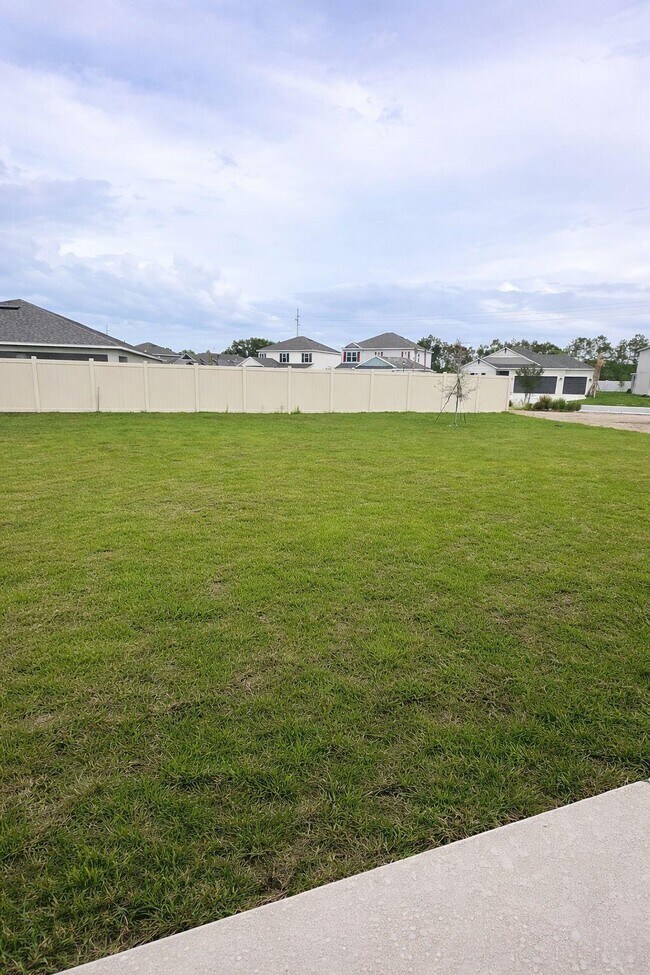 Building Photo - 2099 Babbling Brk Blvd