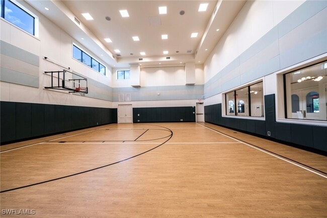 Building Photo - 21024 Teak Tree Ter