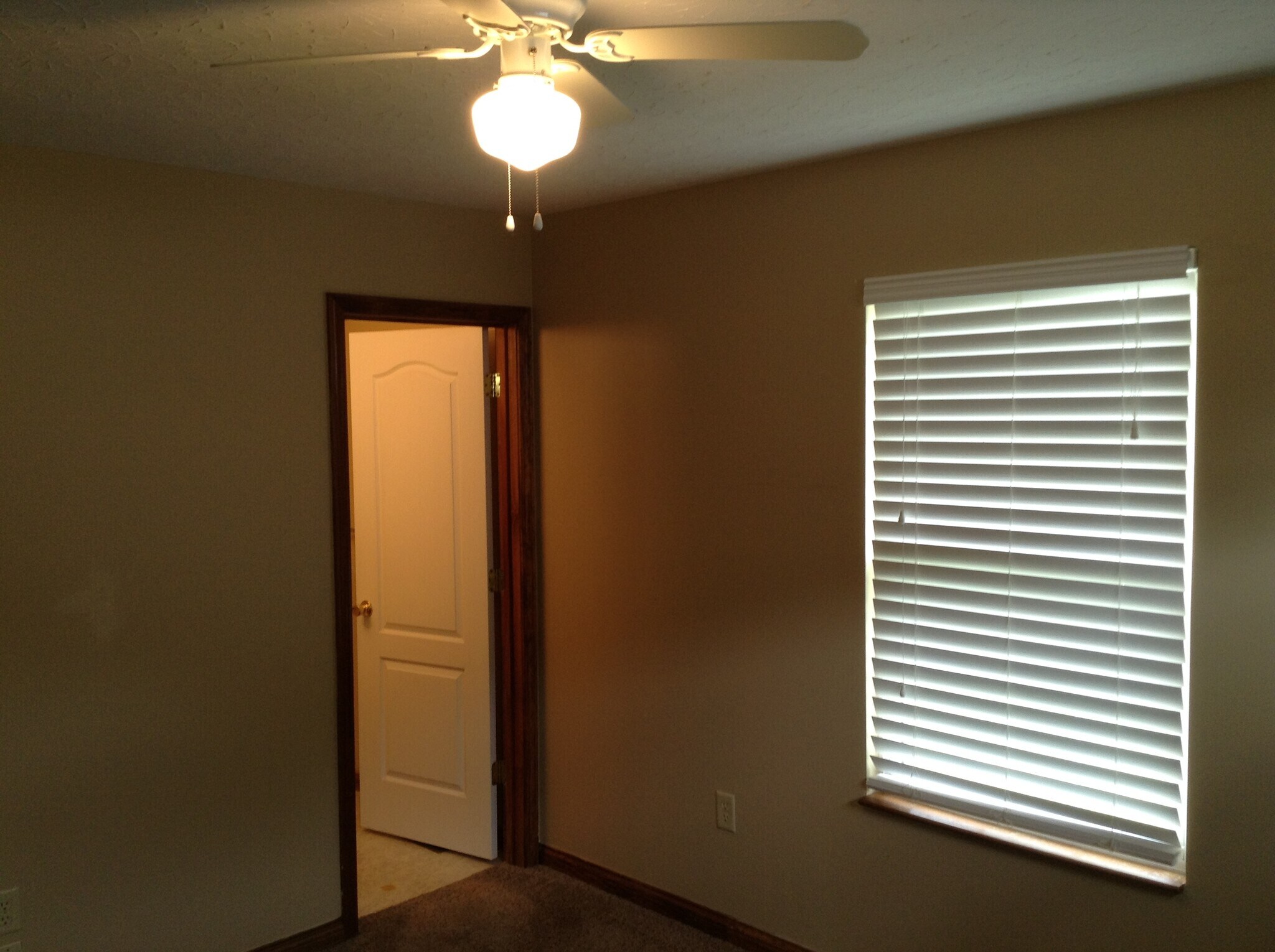 Building Photo - 610 Tupelo Dr
