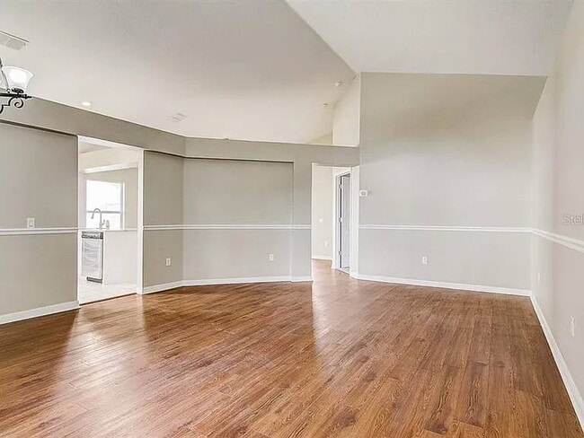 Building Photo - 7692 Stonebrook Cir