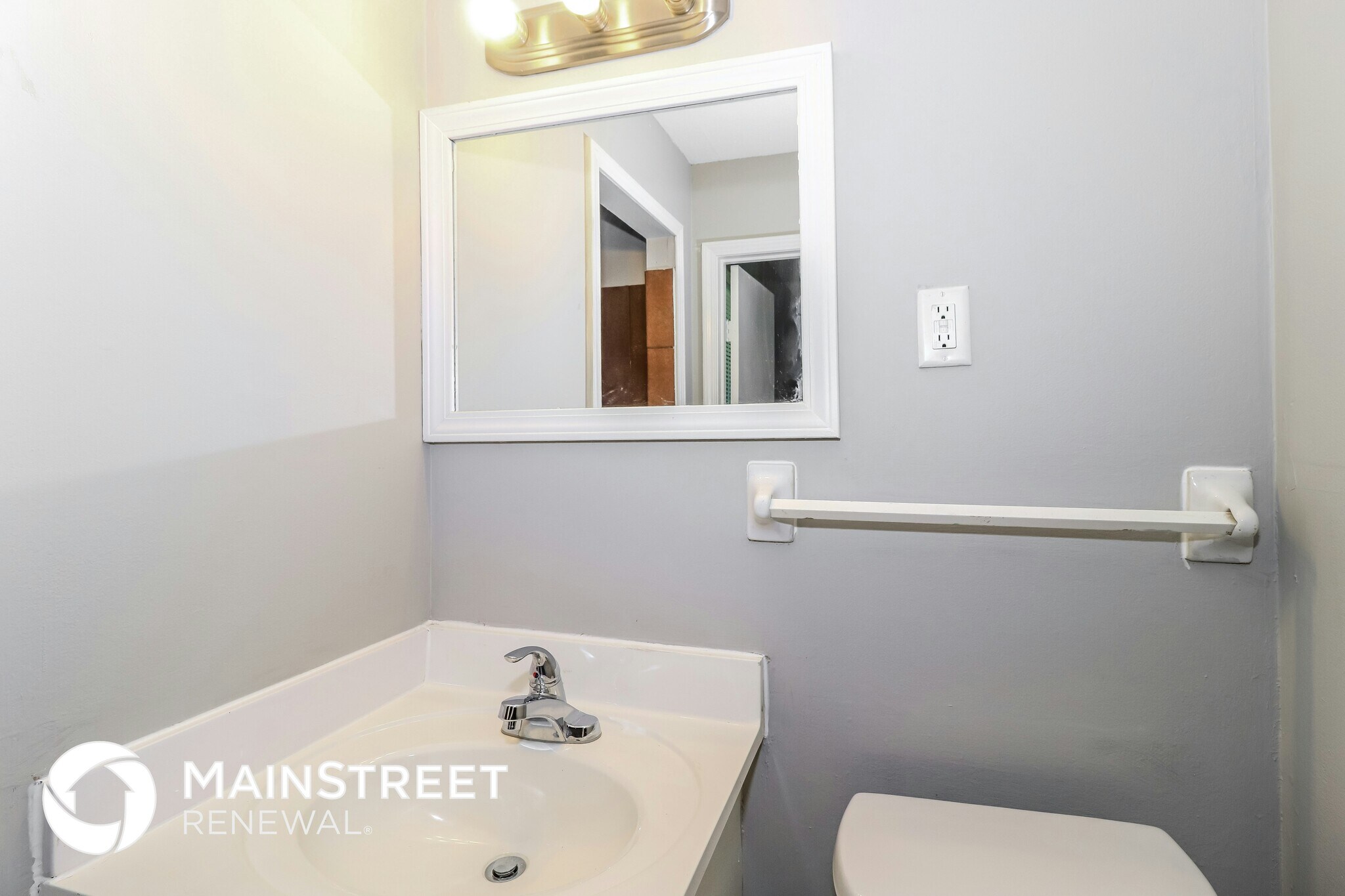 Building Photo - 4042 Chinaberry Cove