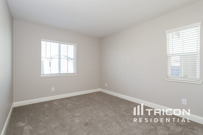 Building Photo - 2659 Miller Run Ln
