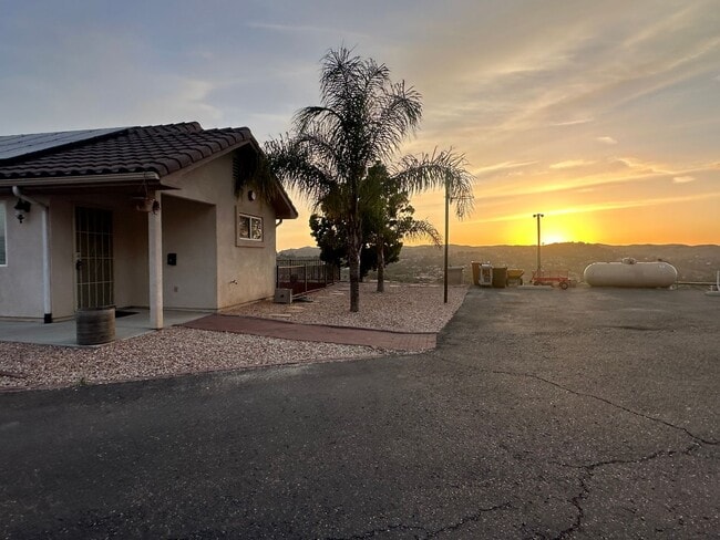Building Photo - RARE Rental Opportunity – Private ADU with...
