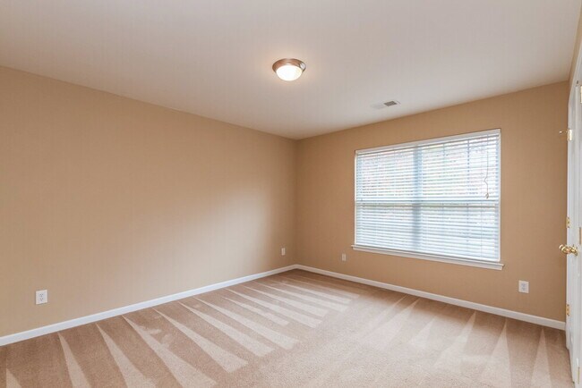 Building Photo - 6415 Colonial Garden Dr