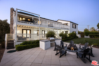 Building Photo - 30362 Morning View Dr