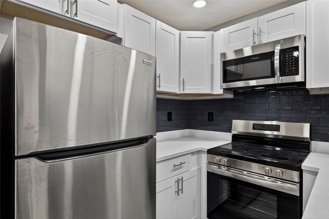 Building Photo - 500 E Broward Blvd