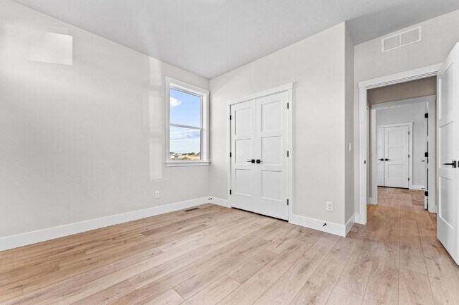 Building Photo - Charming 3 Bed, 2 Bath Home in Nampa, ID with Spacious Layout and Modern Touches!