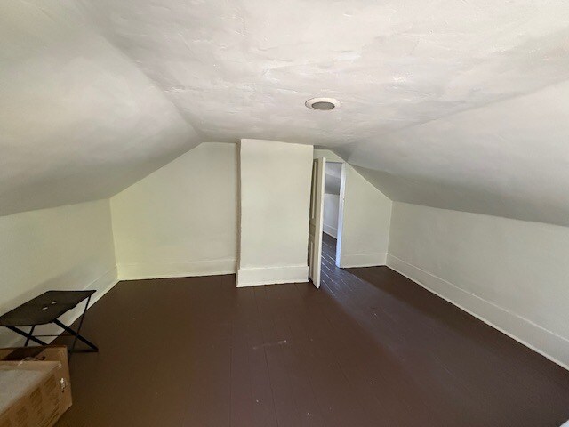 Building Photo - 713 Montgomery St