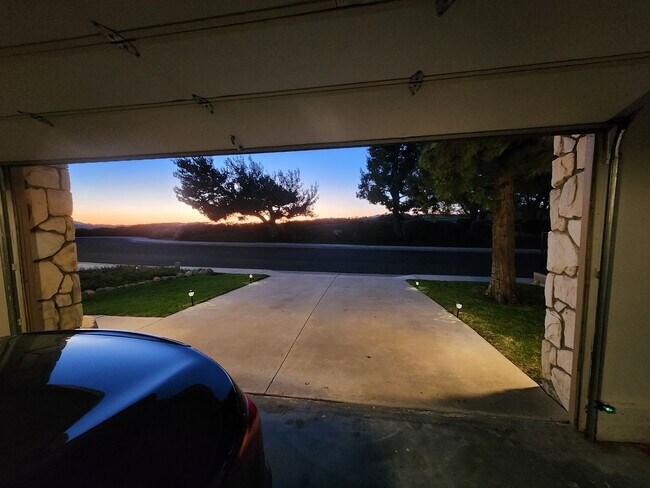 Building Photo - Elevated Living with Sunset Views