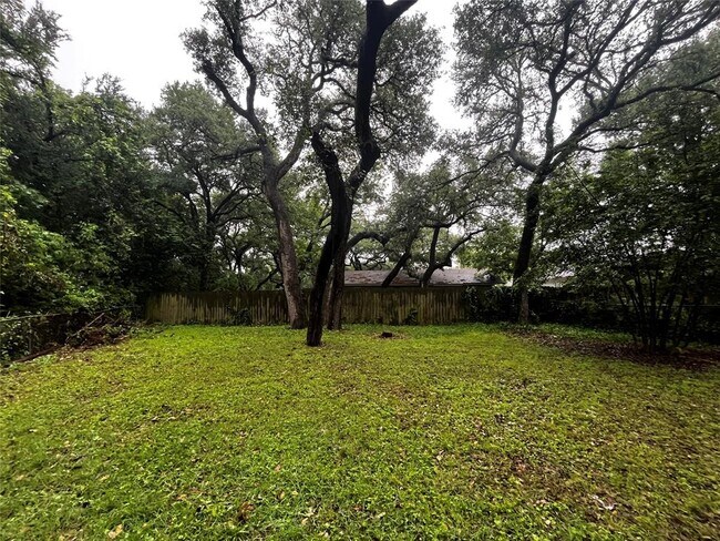 Building Photo - 5101 Meadow Creek Cove