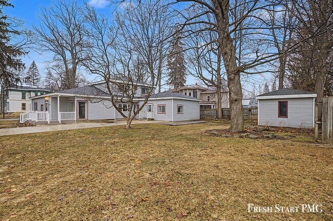 Building Photo - Charm Meets Modern Living in the Heart of Stanton