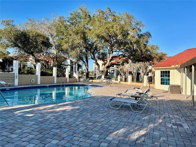 Building Photo - 443 Hamptoncrest Cir