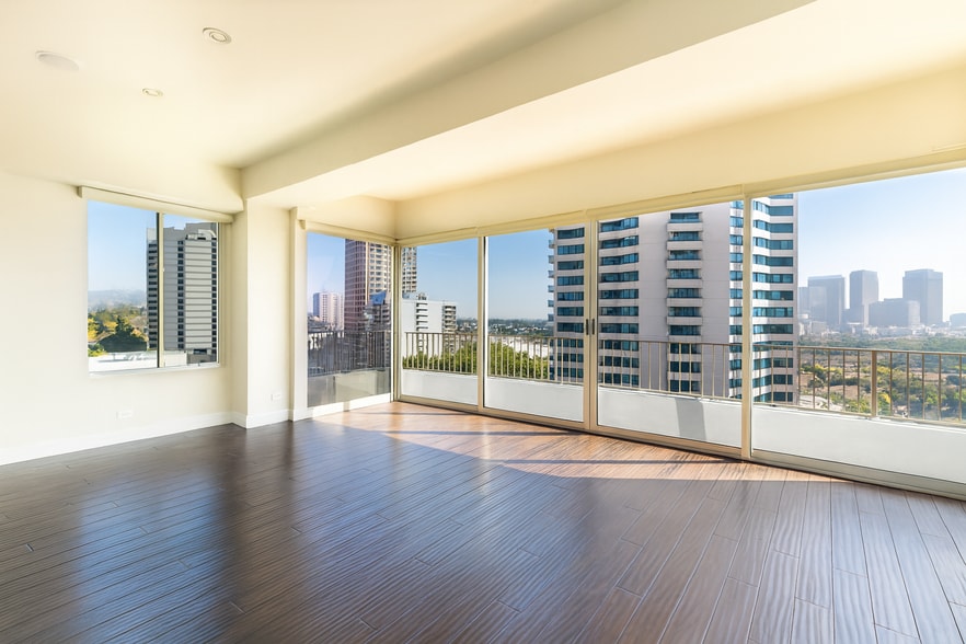 Building Photo - 10501 Wilshire Blvd