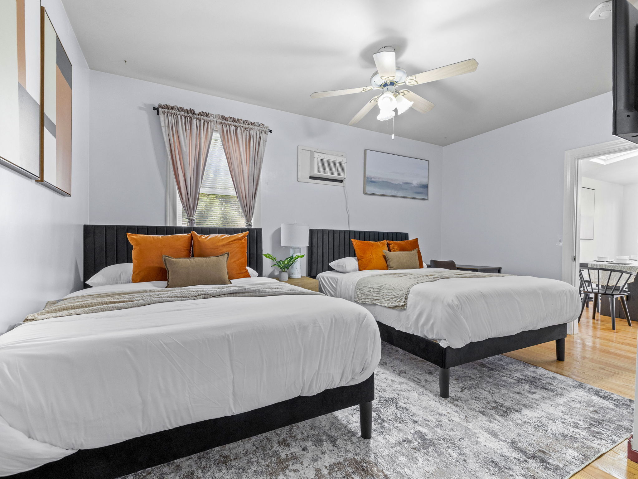 Building Photo - 110 Glen St