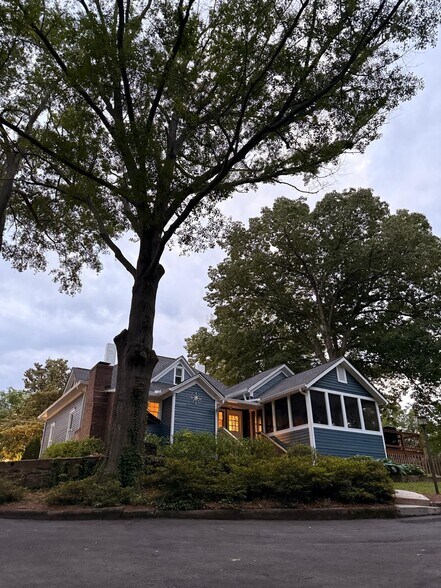 Building Photo - 4270 Marietta St