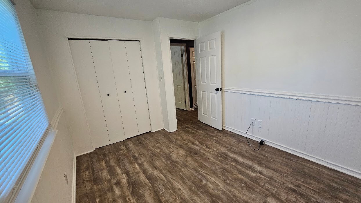 Bedroom 3 - 626 Woods Crossing Dr