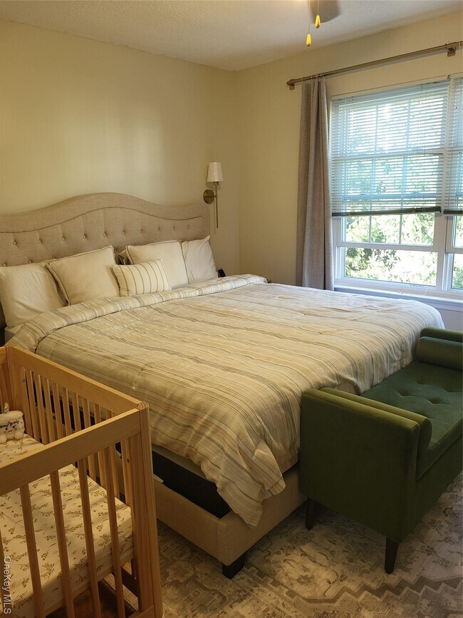 Building Photo - 79 Winchester Ave