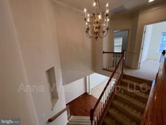 Building Photo - 15808 Buxton Pl